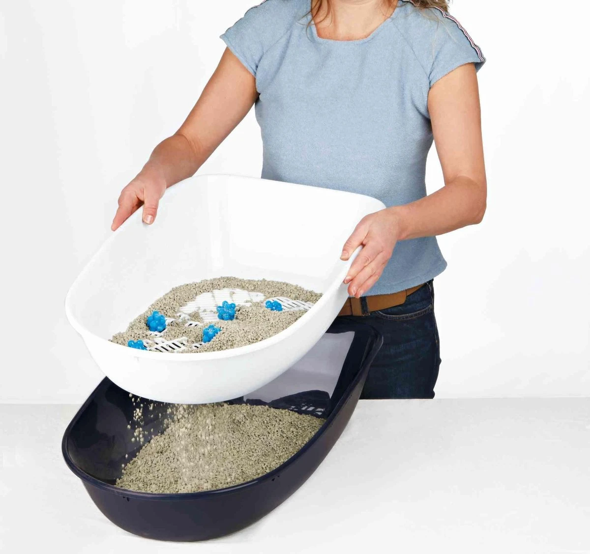 Trixie Berto Kattenbak Open Met Scheidingssyteem Donkergrijs/Blauw - 59X39X22 CM 6 Trixie Berto Kattenbak Open Met Scheidingssyteem Donkergrijs/Blauw - 59X39X22 CM - Afbeelding 4