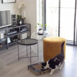 Interactief Krabspeelgoed Van Karton Met Balletje En Belletje - District 70 SPY - Zwart Of Wit 35x35x6cm - Zwart 17 Interactief Krabspeelgoed Van Karton Met Balletje En Belletje - District 70 SPY - Zwart Of Wit 35x35x6cm - Zwart -Kattenspeelgoed Winkel 1200x1200 998