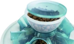 TRIXIE Kattenspeelgoed Tunnel Feeder Strategiespel - Blauw -Kattenspeelgoed Winkel 1200x715