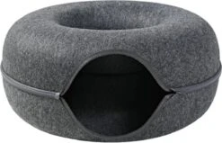 Merkloos A.K.A. Kattentunnel En Kattenmand In-1 – Kattenspeelgoed Speeltunnel Kattenhuis – Kattenhol Rond Kattenspeeltjes - Cat Cave Donut - Antraciet Vilt -Kattenspeelgoed Winkel 1200x773 4