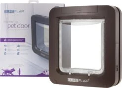 SureFlap Microchip Huisdierluik L - Bruin - 18 X 17 Cm -Kattenspeelgoed Winkel 1200x869 1