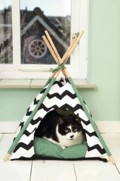 Beeztees Kioni Tipi Tent - Kattenhuis - Zwart/Wit - 50x50x70 Cm -Kattenspeelgoed Winkel 800x1200 18